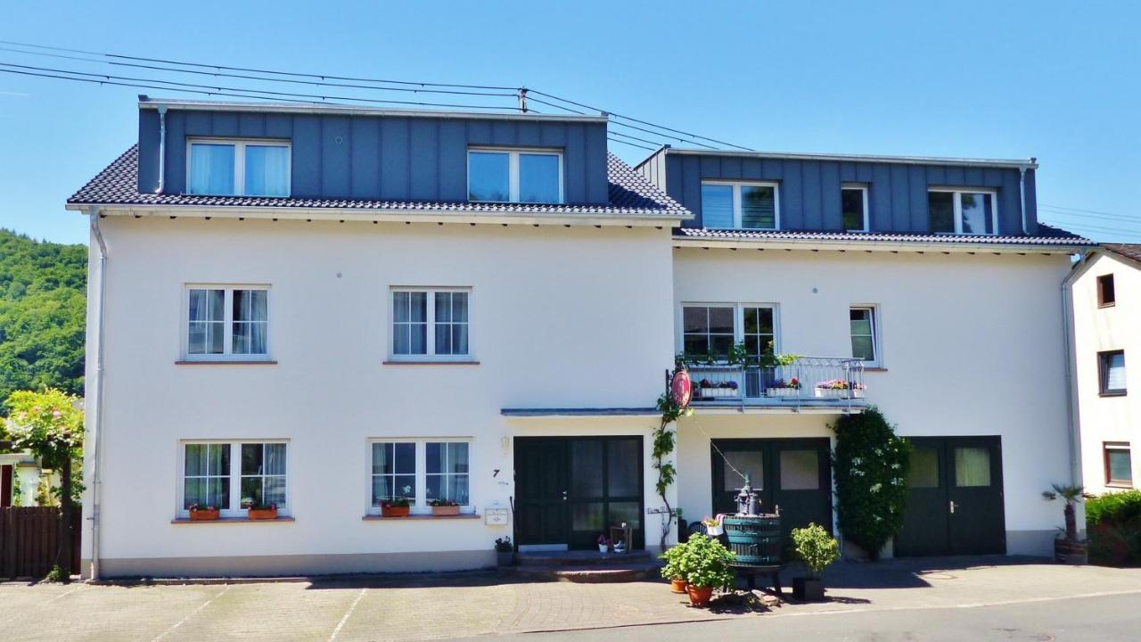 Gaestehaus Schwaab ツェルティンゲン・ラハティグ エクステリア 写真